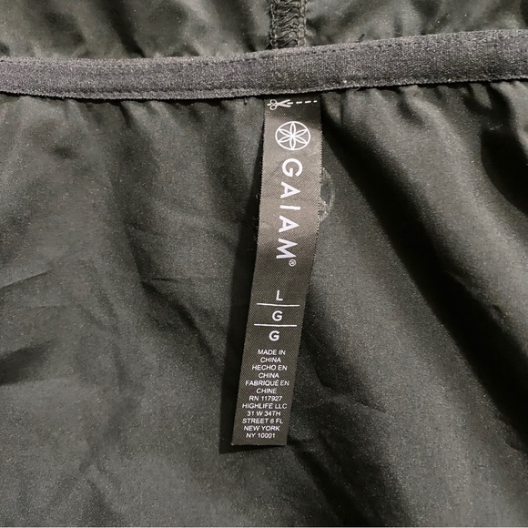 Gaiam black lightweight Zippered Front Windbreaker/Rain Jacket - Picture 7 of 7